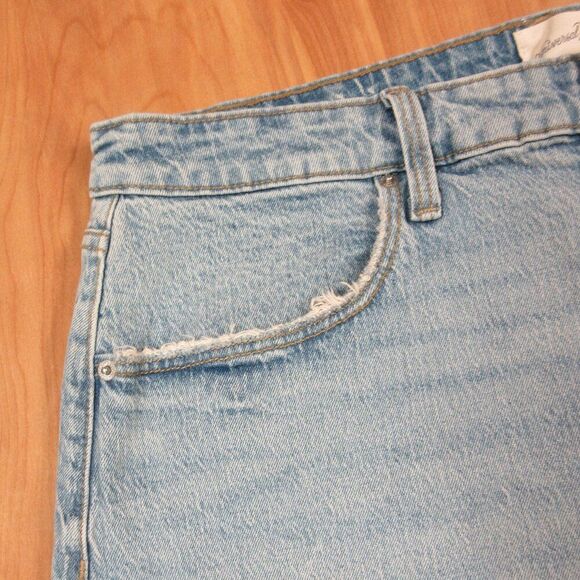UNIVERSAL THREAD High Rise Denim Jean Midi Skirt Womens/Junior 17 Light Wash NWT - Picture 4 of 15